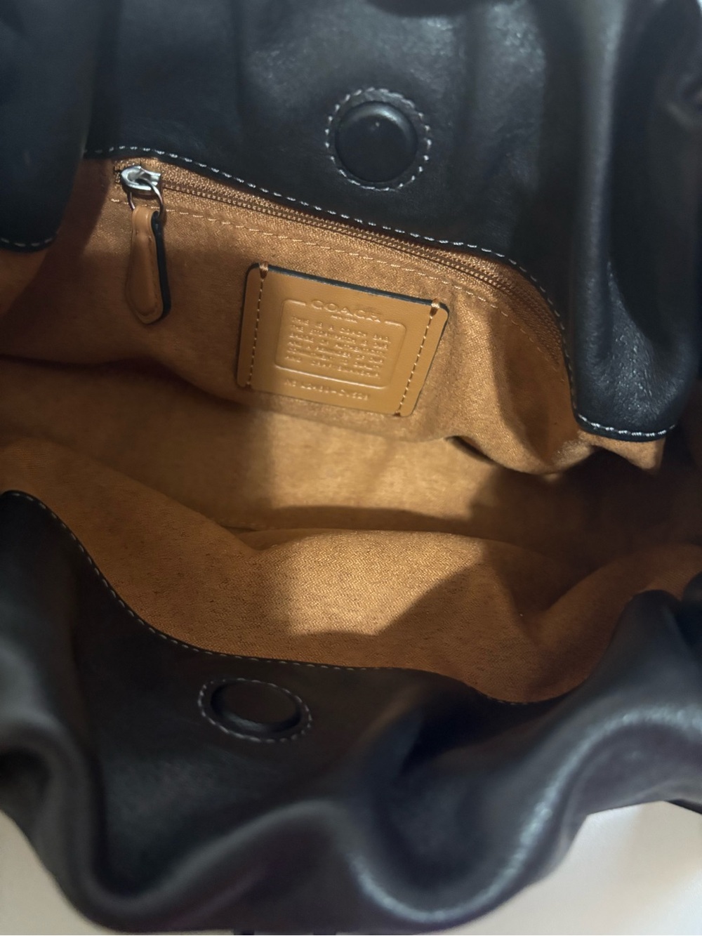 NEW!🖤⛓️💥Coach Faye Shoulder Bag. - Picture 7 of 11